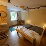 Hostel The Keep Eco